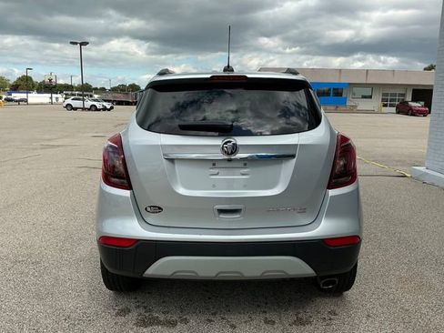 Used 2022 Buick Encore Preferred w/ Safety Package image 22