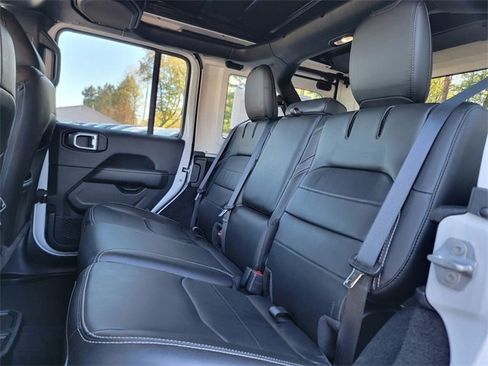 Certified 2023 Jeep Wrangler Unlimited Sahara w/ Cold Weather Group image 11