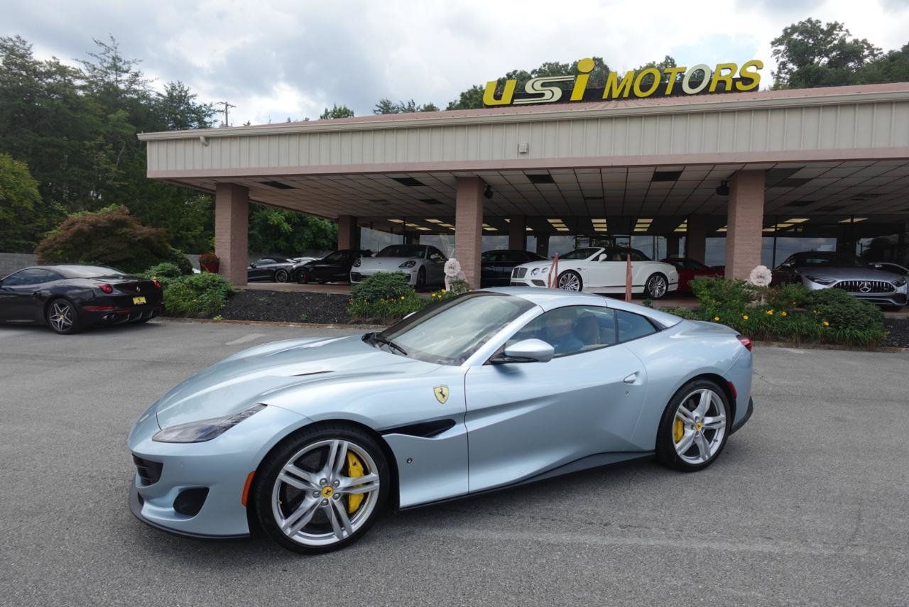 Used 2019 Ferrari Portofino RWD image 5