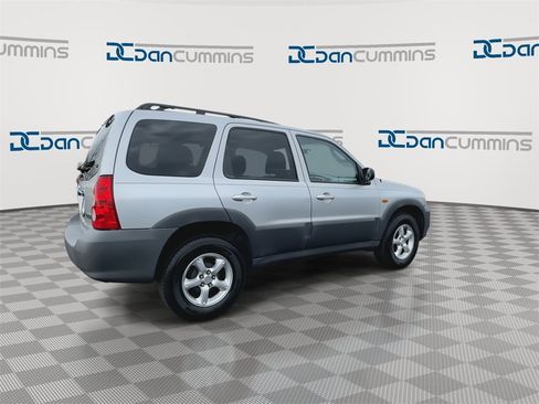 Used 2005 MAZDA Tribute I image 9
