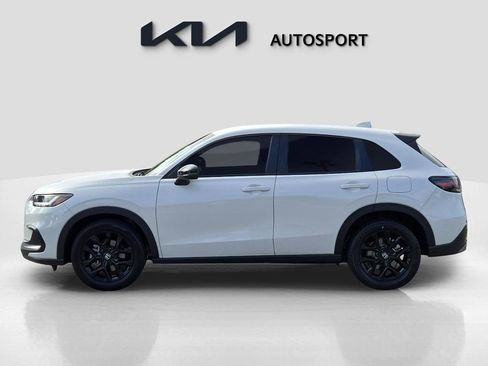 Used 2025 Honda HR-V Sport image 14