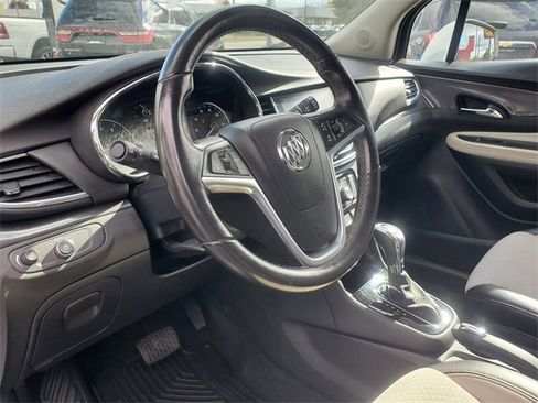 Used 2021 Buick Encore Preferred image 13