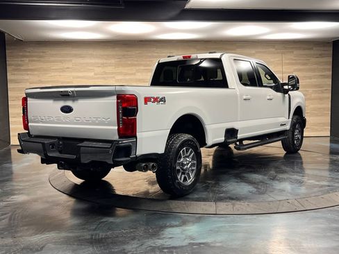 Used 2024 Ford F350 Lariat AWD/4WD image 9