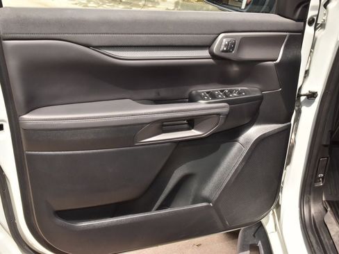 Certified 2024 Ford Ranger Raptor AWD/4WD image 35