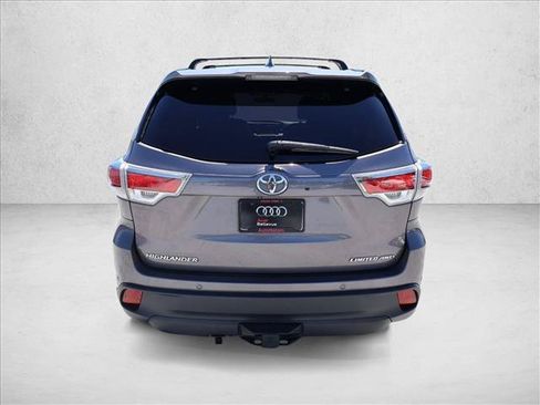 Used 2014 Toyota Highlander Limited AWD/4WD image 7