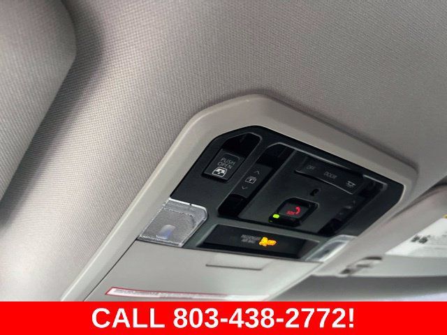 Used 2024 Toyota Tundra Limited AWD/4WD image 27