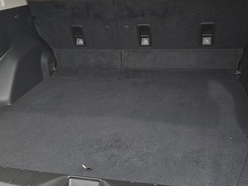 Used 2018 Subaru Forester 2.5i Touring w/ Popular Package #2 image 9