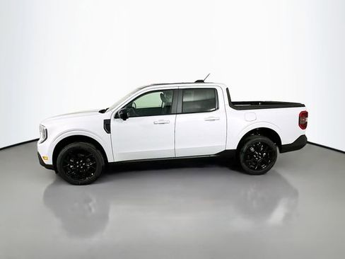 New 2026 Ford Maverick Lariat w/ Black Appearance Package image 4