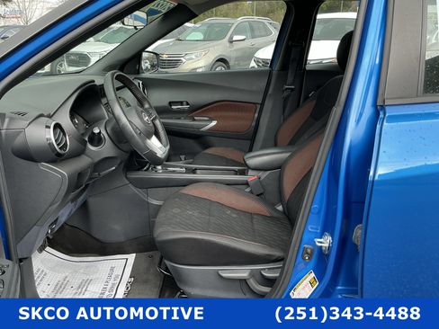 Used 2022 Nissan Kicks SR image 11
