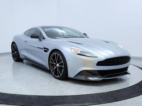 Used 2014 Aston Martin Vanquish Coupe RWD image 7