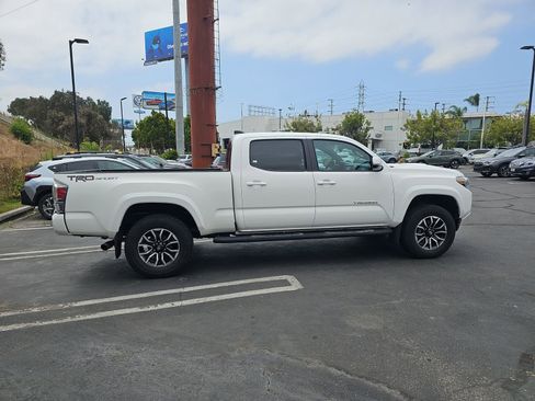 Used 2020 Toyota Tacoma TRD Sport w/ Technology Package RWD image 8