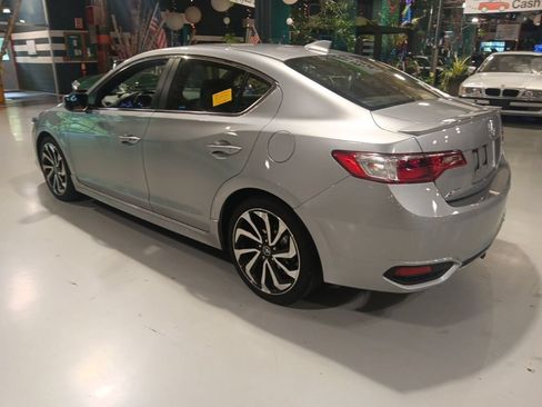 Used 2018 Acura ILX FWD image 13