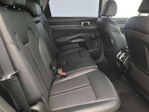 Used 2021 Kia Sorento S AWD/4WD image 19