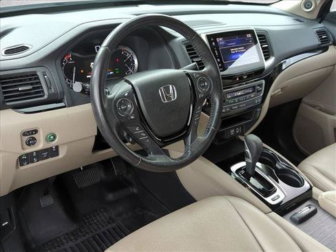 Used 2019 Honda Ridgeline RTL-E image 10