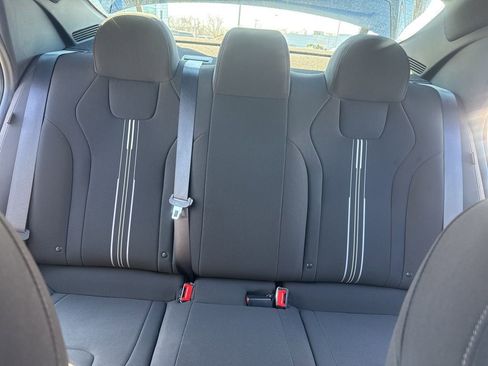 Used 2025 Hyundai Elantra Sport image 31