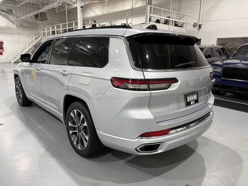 Used 2024 Jeep Grand Cherokee L Overland w/ Luxury Tech Group IV image 5