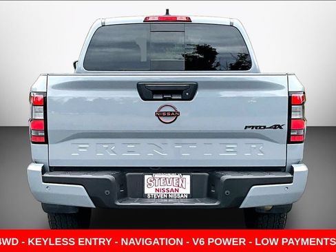 Used 2024 Nissan Frontier PRO-4X w/ Technology Package AWD/4WD image 5