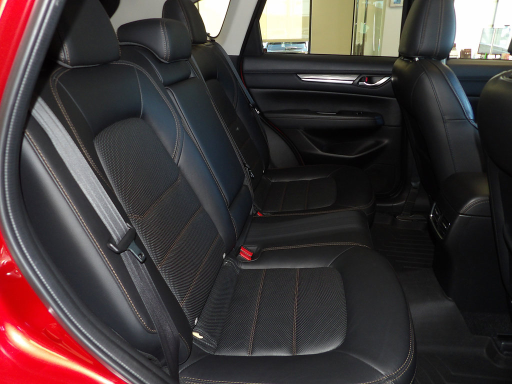 Used 2020 MAZDA CX-5 Grand Touring AWD/4WD image 17