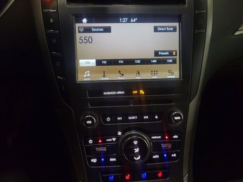 Used 2017 Lincoln MKZ Reserve image 25