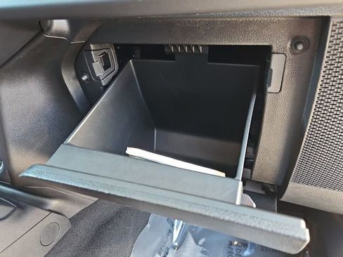 Used 2025 Jeep Wrangler Unlimited Rubicon image 19