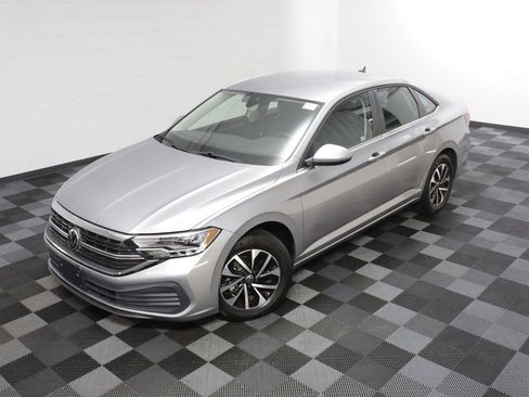 Used 2022 Volkswagen Jetta S w/ IQ.Drive Package FWD image 2