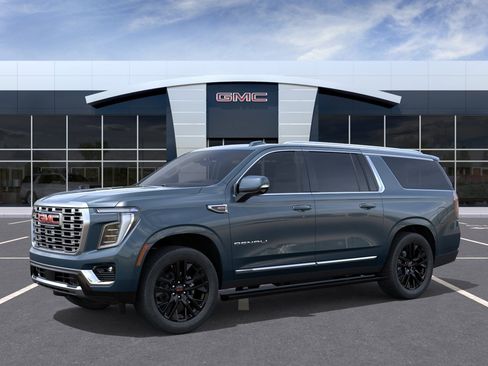 New 2026 GMC Yukon XL Denali w/ Sun & Power Step Package AWD/4WD image 2