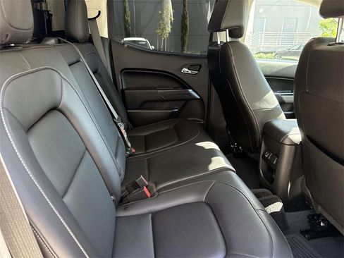 Used 2019 Chevrolet Colorado ZR2 w/ ZR2 Midnight Special Edition image 23