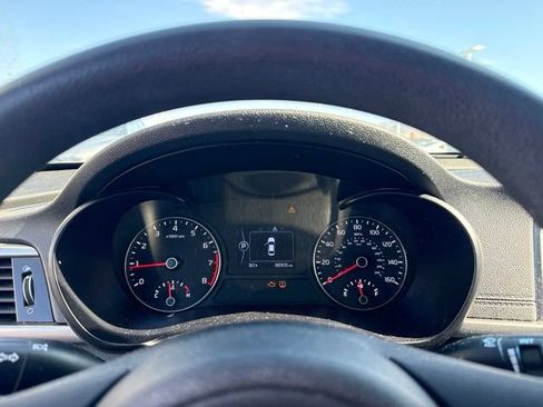 Used 2018 Kia Optima LX FWD image 15