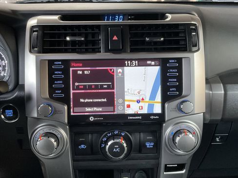 Used 2020 Toyota 4Runner SR5 Premium image 15