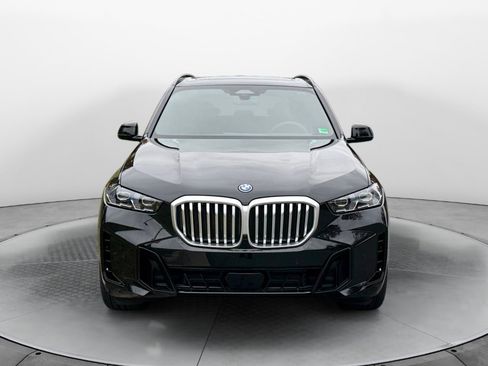 Used 2026 BMW X5 xDrive50e AWD/4WD image 2