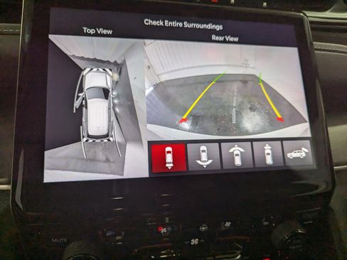 Used 2023 Jeep Grand Cherokee 4WD 4xe w/ Luxury Tech Group II image 22