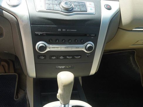 Used 2010 Nissan Murano SL AWD/4WD image 19