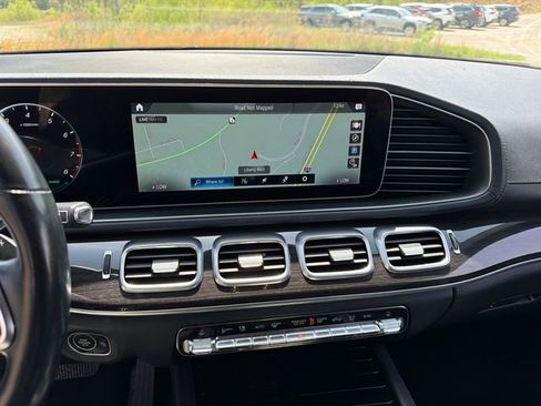 Used 2021 Mercedes-Benz GLS 450 4MATIC image 29