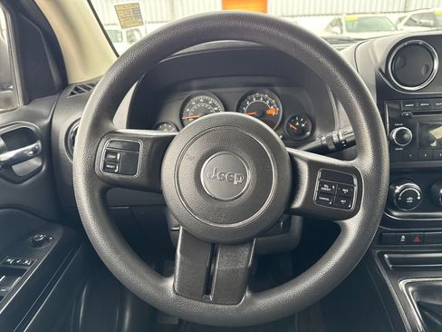 Used 2014 Jeep Compass Sport w/ Power Value Group AWD/4WD image 14