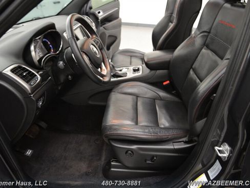 Used 2017 Jeep Grand Cherokee Trailhawk w/ Trailhawk Luxury Group image 14