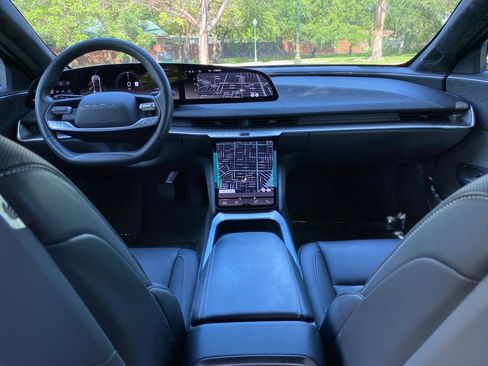 Used 2024 Lucid Air Pure RWD image 13