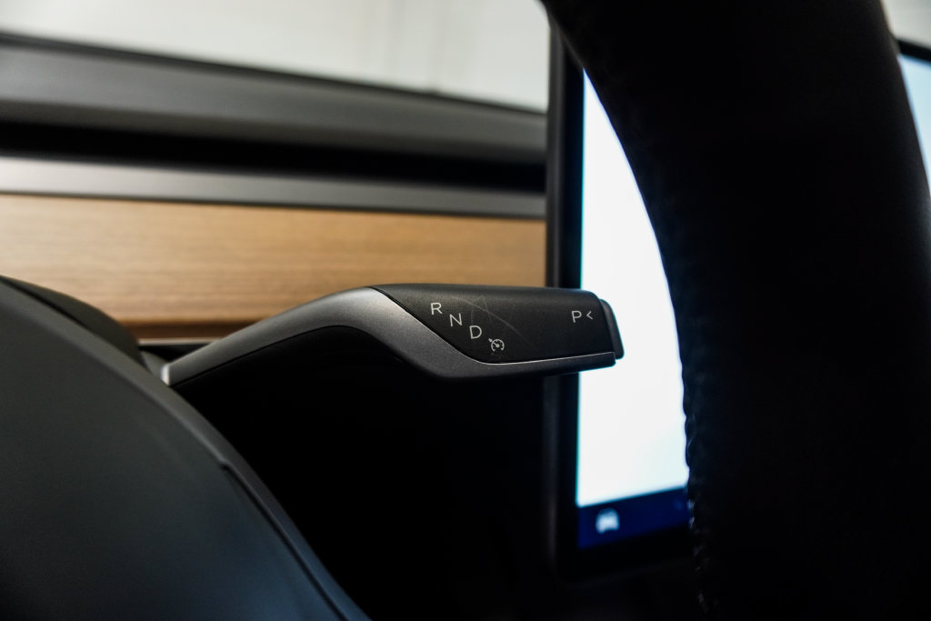 Used 2023 Tesla Model 3 Standard Range RWD image 16