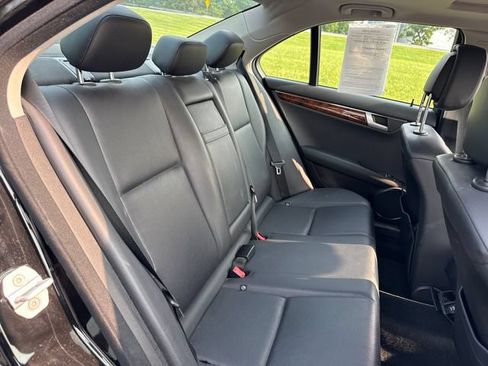 Used 2013 Mercedes-Benz C 300 4MATIC Sedan image 9
