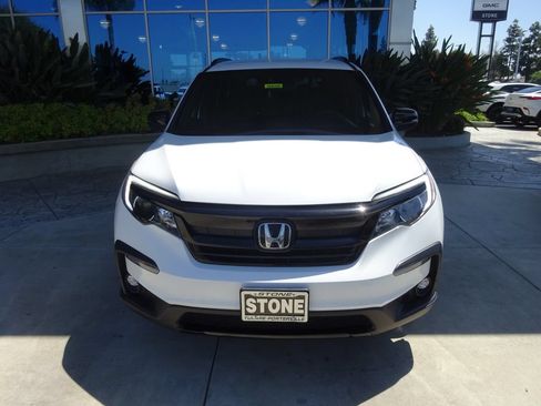 Used 2022 Honda Pilot Sport image 2