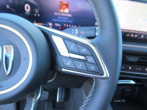 Used 2025 Buick Envision Sport Touring image 18