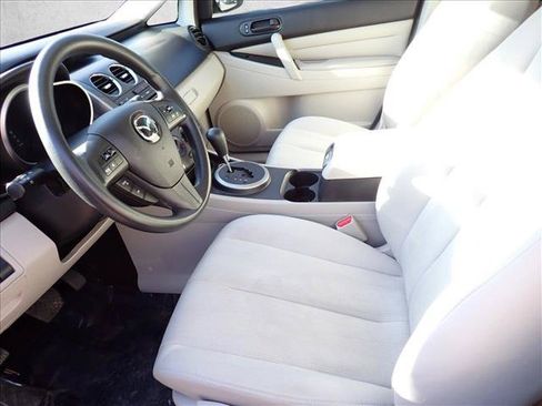 Used 2011 MAZDA CX-7 i SV FWD image 10