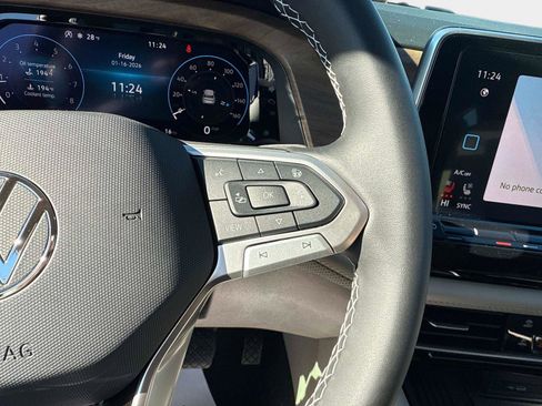 New 2026 Volkswagen Atlas SE image 27