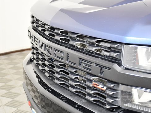 Used 2021 Chevrolet Silverado 1500 Custom Trail Boss AWD/4WD image 11