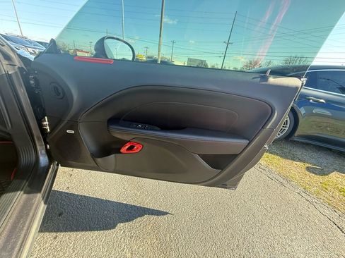 Used 2019 Dodge Challenger R/T w/ Plus Package image 19