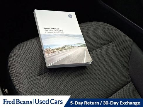Used 2019 Volkswagen Golf S FWD image 32