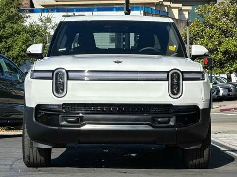 Used 2026 Rivian R1T Adventure AWD/4WD image 9