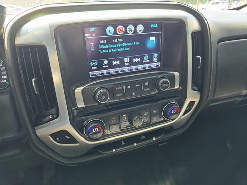 Used 2017 GMC Sierra 1500 SLE w/ SLE Value Package image 14