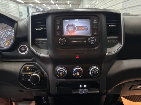 Used 2020 RAM 1500 Big Horn AWD/4WD image 16