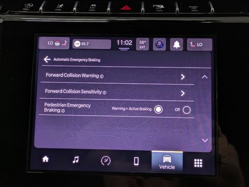 Used 2023 Jeep Grand Cherokee Altitude image 10