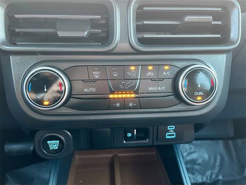 Used 2023 Ford Maverick Lariat image 15